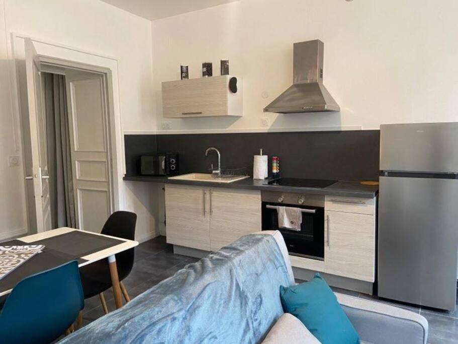 Le Navy Blue Apartment *